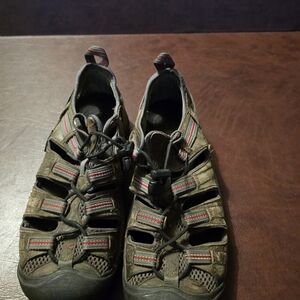 Keen Women's Sandals - Olive and Red